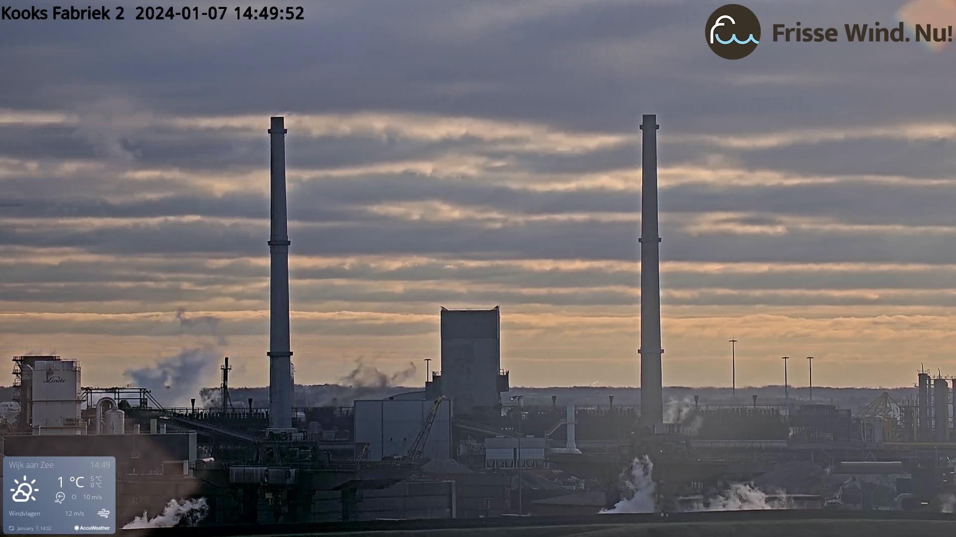 Zwarte gifwolk kooksfabriek 2.