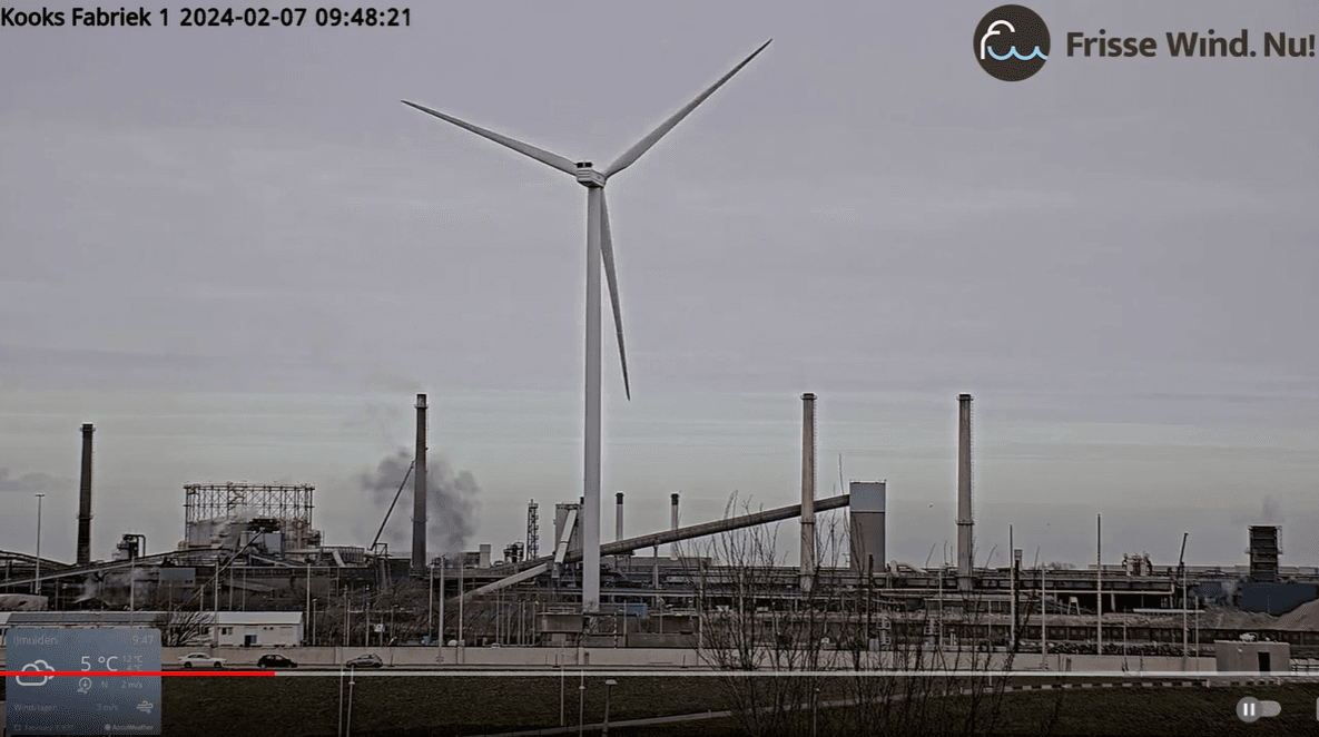 Zwarte gifwolk kooksfabriek 1. 