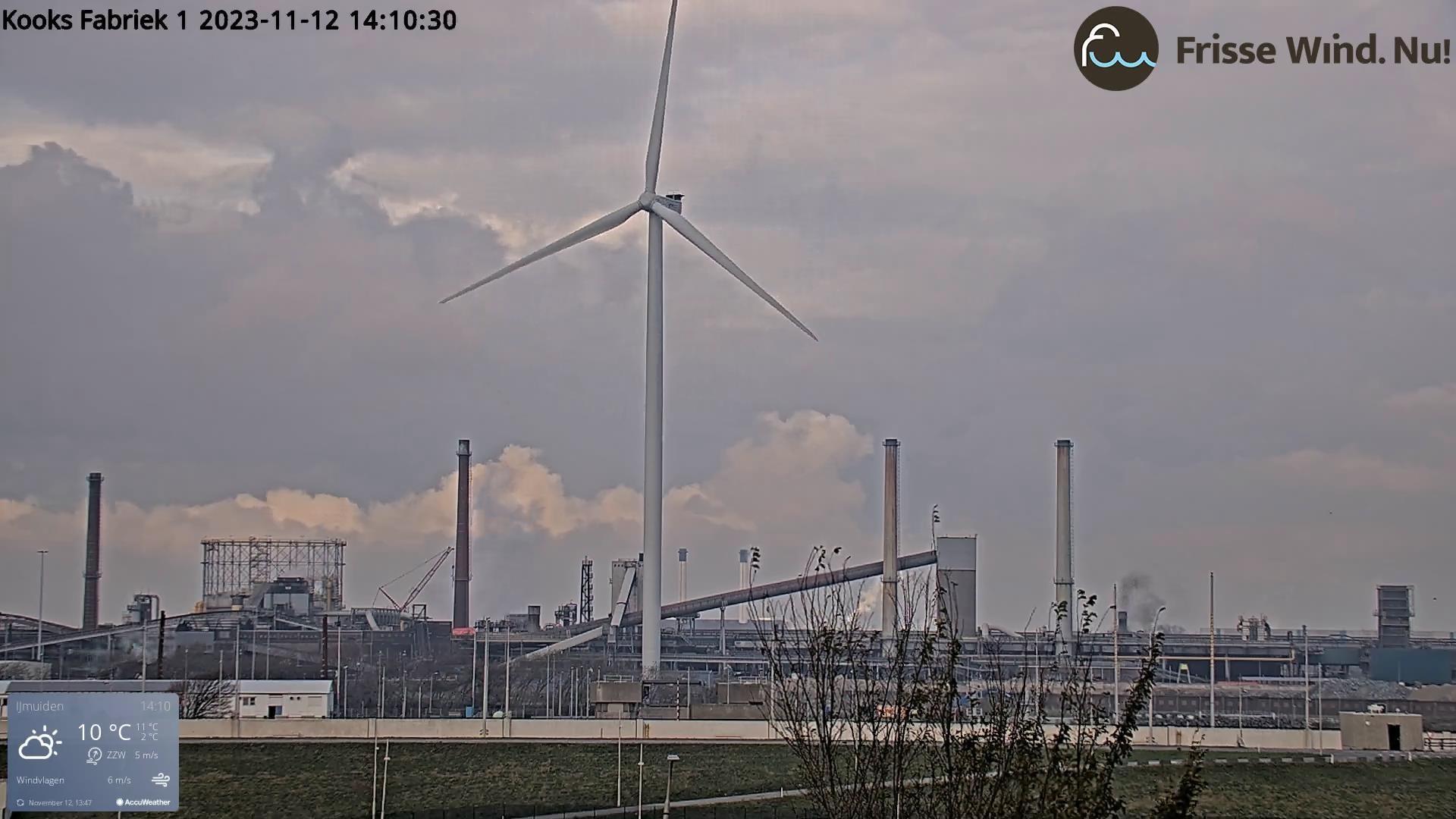 Zwarte gifwolk kooksfabriek 1. 