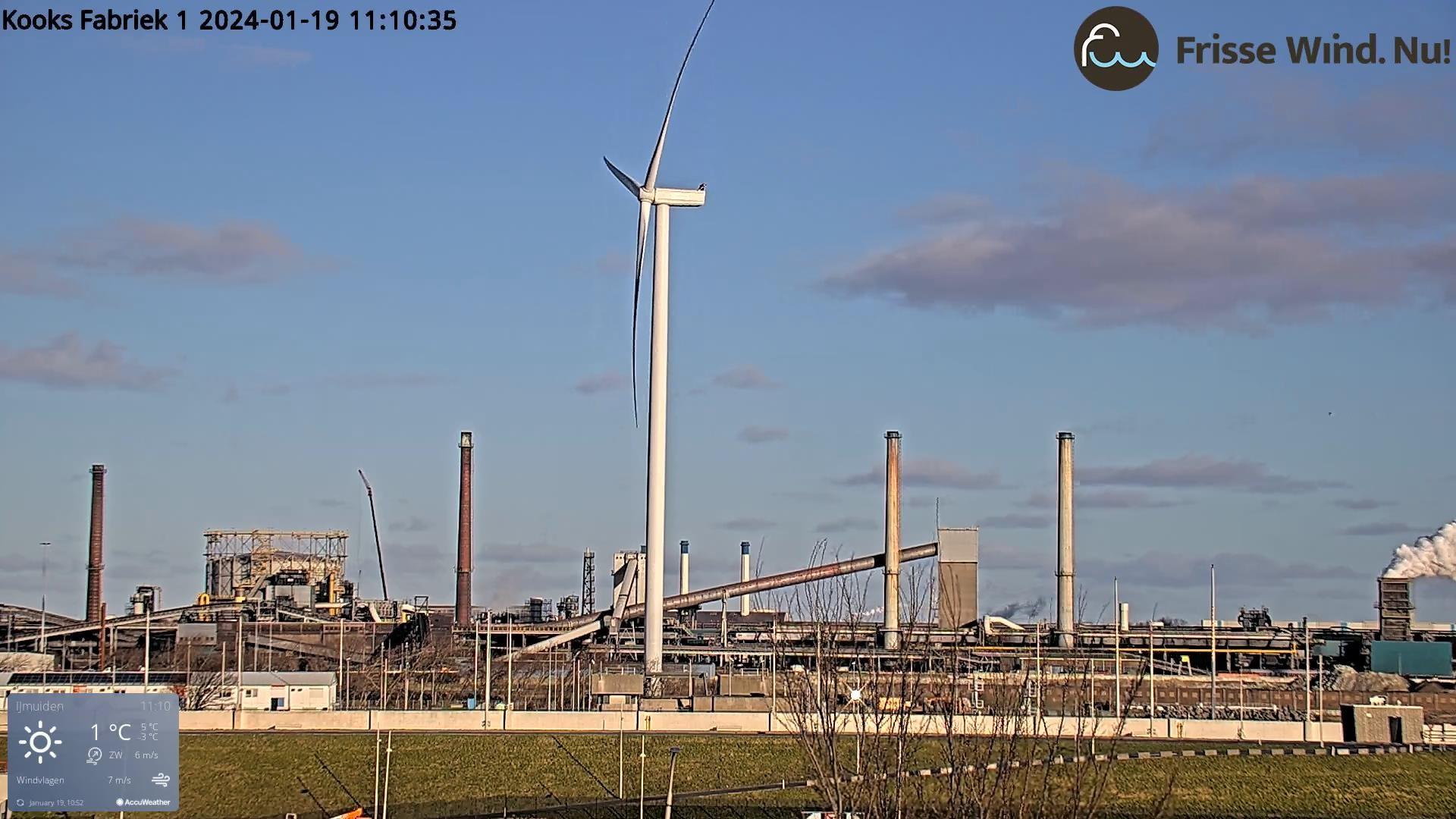 Zwarte gifwolk kooksfabriek 1. 