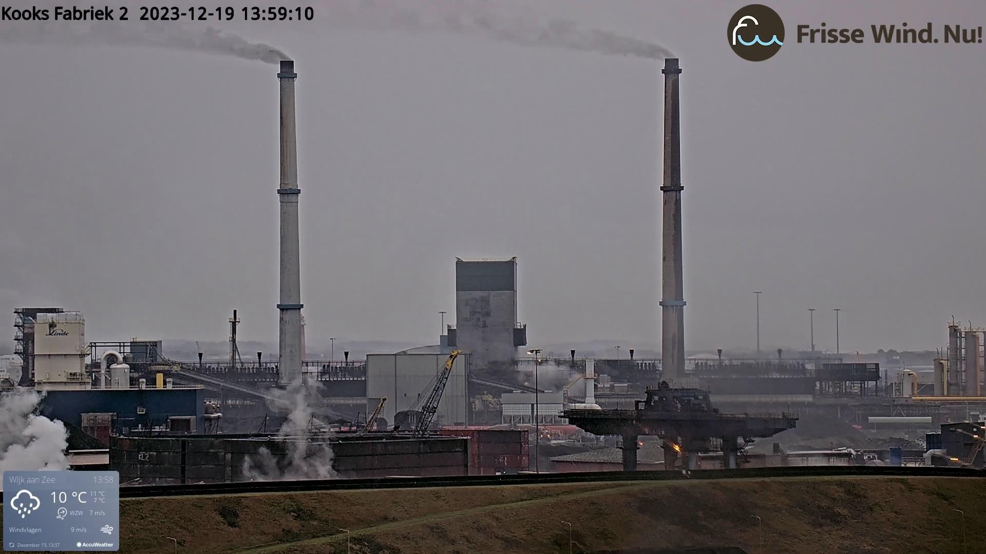 Zwarte gifwolk kooksfabriek 2.