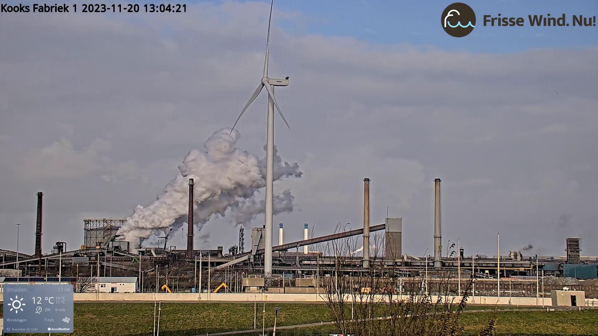 Zwarte gifwolk kooksfabriek 1. 