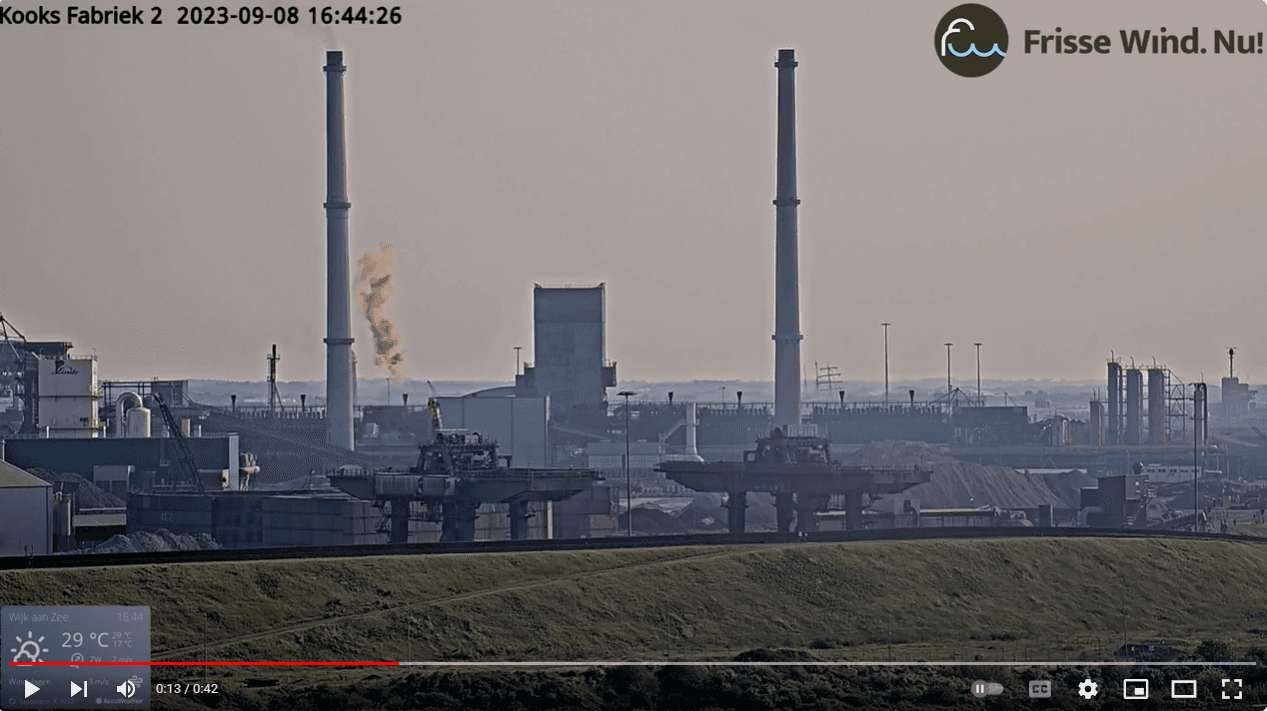 Gele gifwolk bij kooksfabriek 2