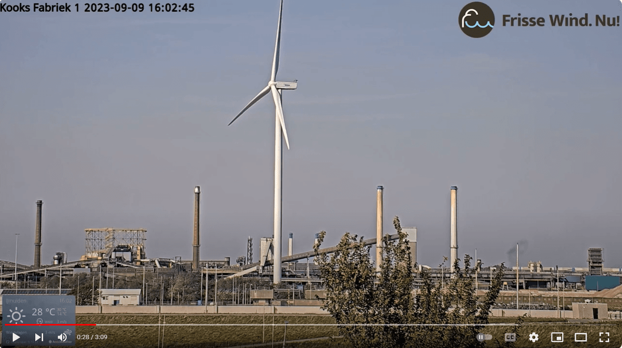 Zwarte gifwolk bij kooksfabriek 1