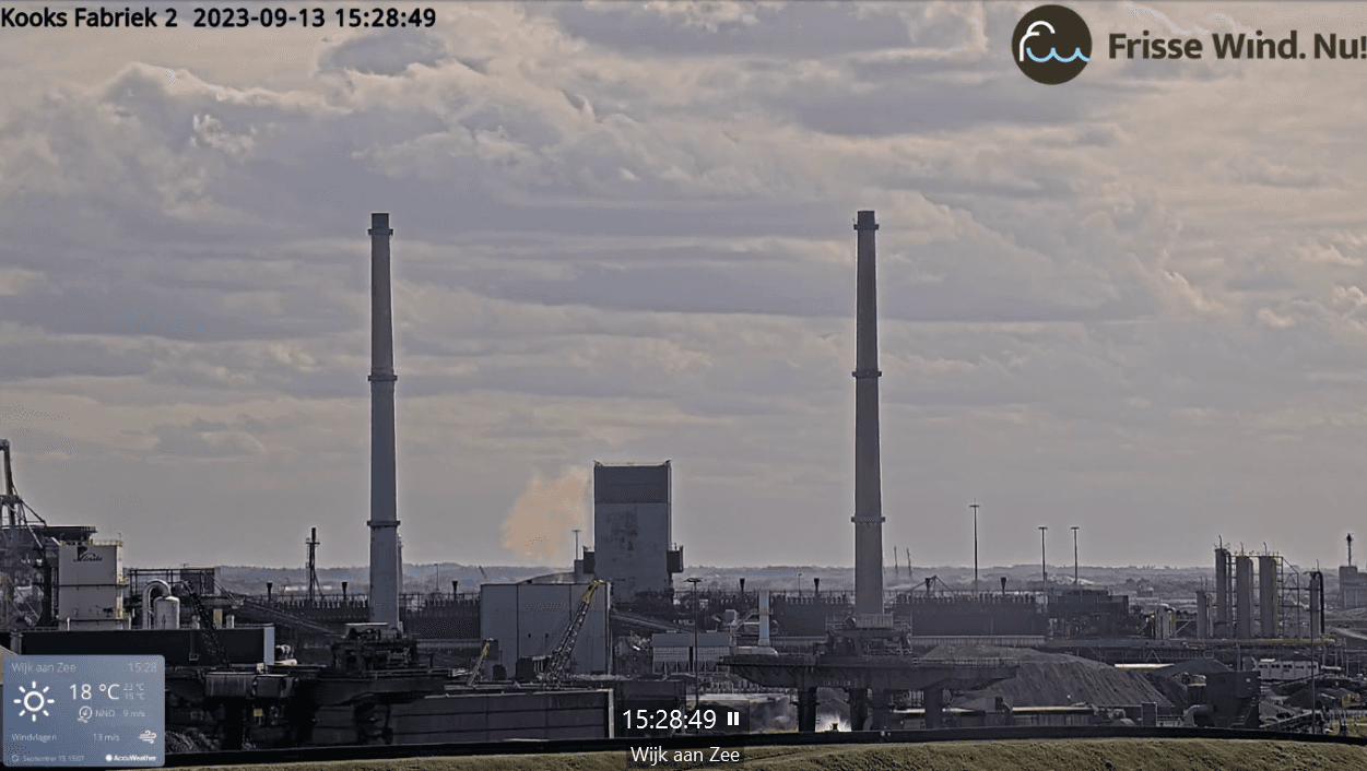 Gele gifwolk bij kooksfabriek 2