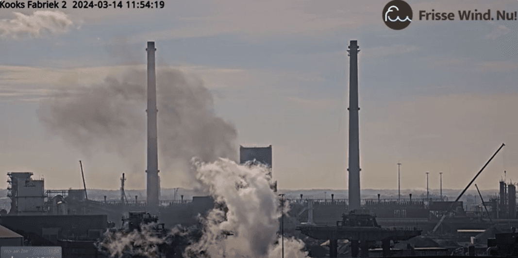 Zwarte gifwolk kooksfabriek 2