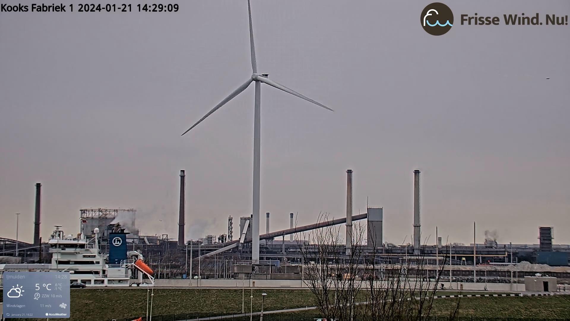 Zwarte gifwolk kooksfabriek 1. 