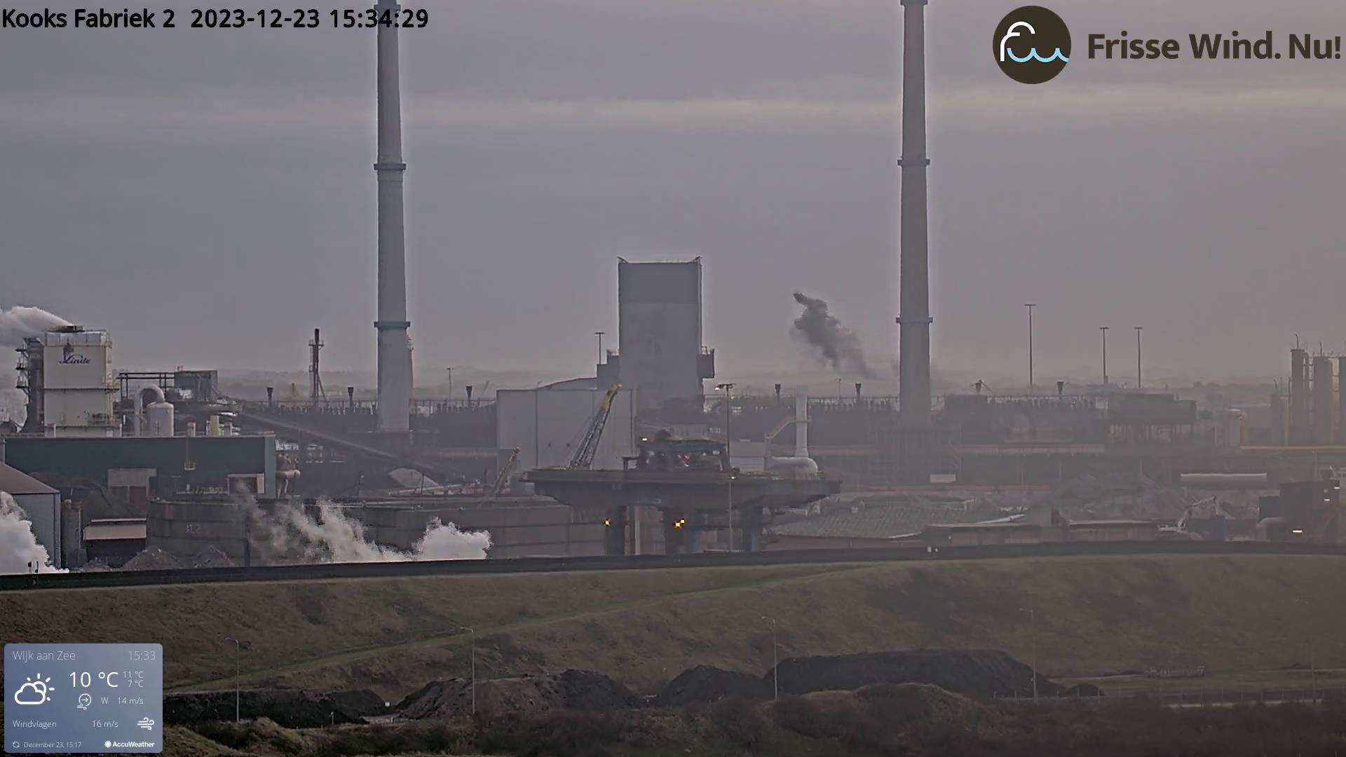 Zwarte gifwolk kooksfabriek 2.